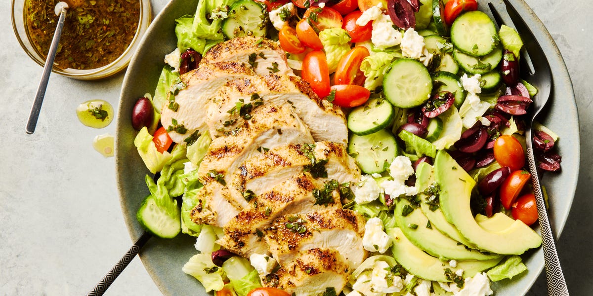 Healthy Grilled Chicken Salad: Fresh & Easy Dinner Recipe